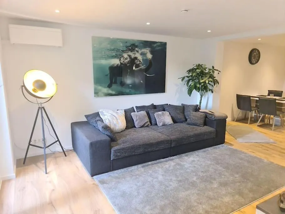 Kernsan. Souterrain-Wohnung 60Qm Mit Pool Blick Krefeld 0*,  Deutschland
