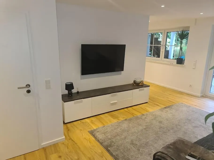 Kernsan. Souterrain-Wohnung 60Qm Mit Pool Blick Krefeld Apartment