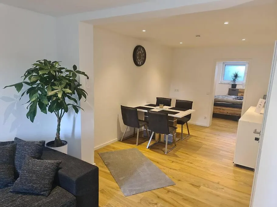 Apartment Kernsan. Souterrain-Wohnung 60Qm Mit Pool Blick Krefeld